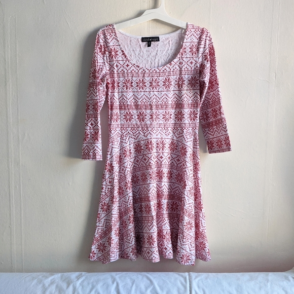 Like New women Derek Heart sparkling Christmas dress size M - Picture 1 of 10